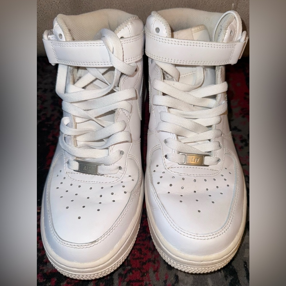 Nike Air Force 1 White Mid Sneakers